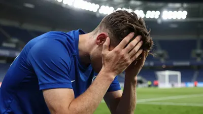 Colchester United's 3-1 defeat at Swindon Town was marked by a stark contrast between a brilliant first half and a poor...