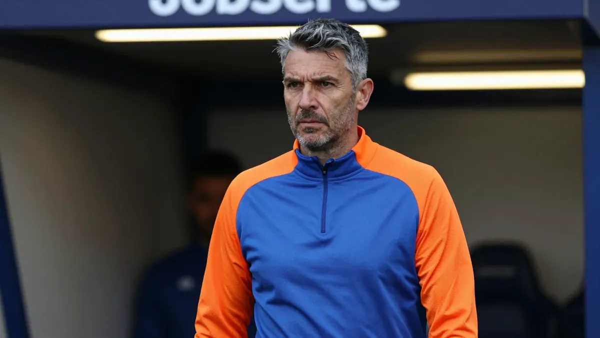 Colchester 2-1 Oldham: Late Temple header seals win